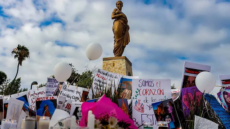 Marcha por Carolina Flores en Ensenada